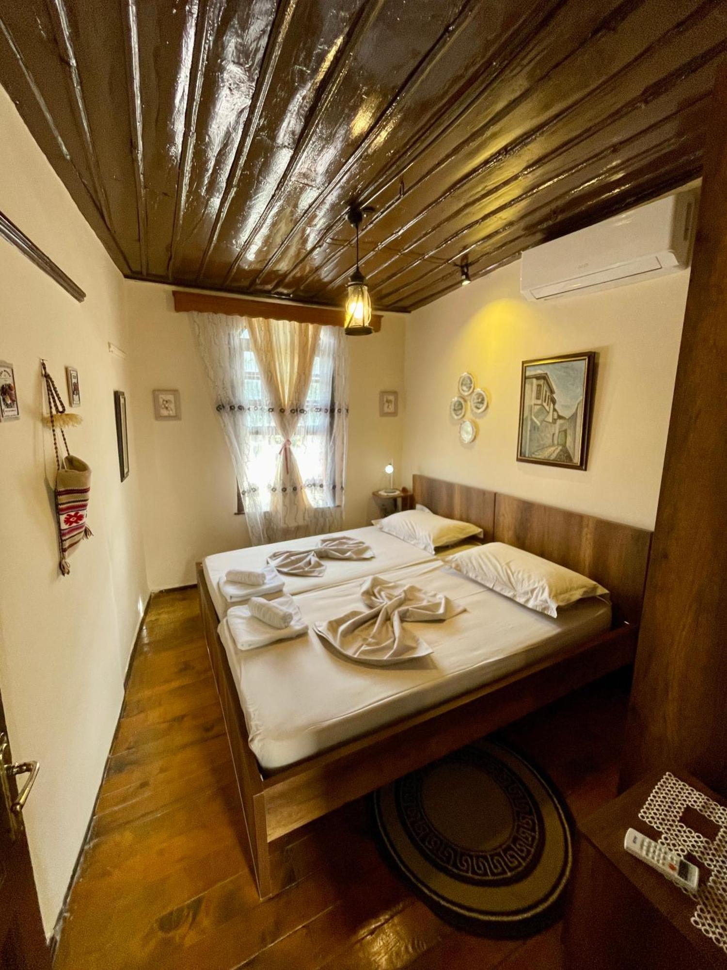 Restaurant & Guest House Semani Берат Экстерьер фото