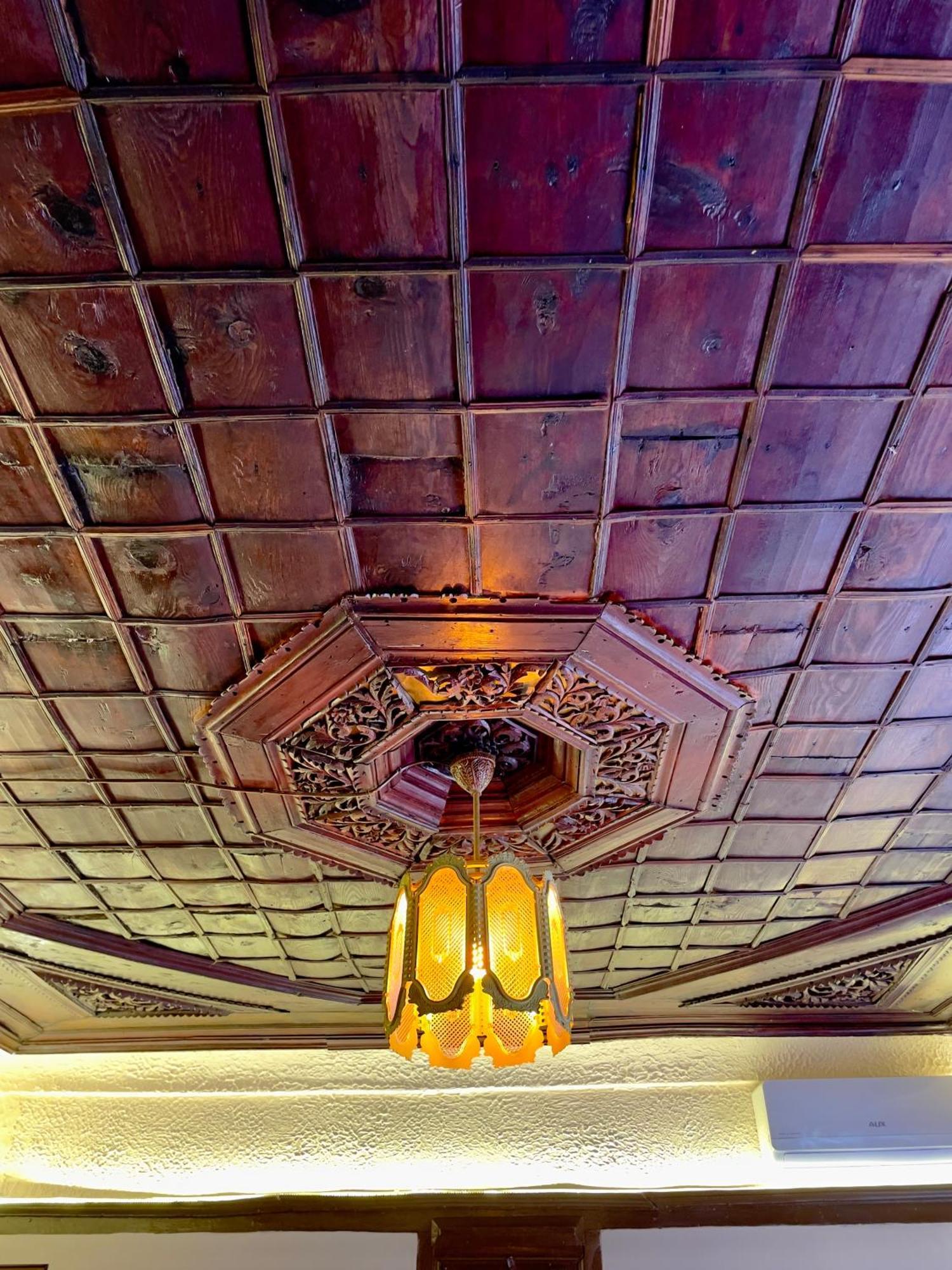 Restaurant & Guest House Semani Берат Экстерьер фото